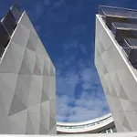 Parizs Garden 호텔 4*