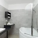 Parizs Garden 4*