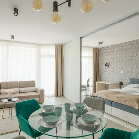 Parizs Garden 4*