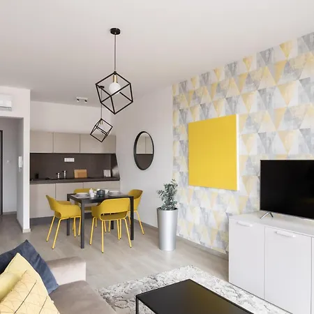 Parizs Garden Hotel