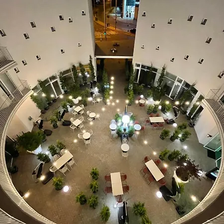 Parizs Garden 4*