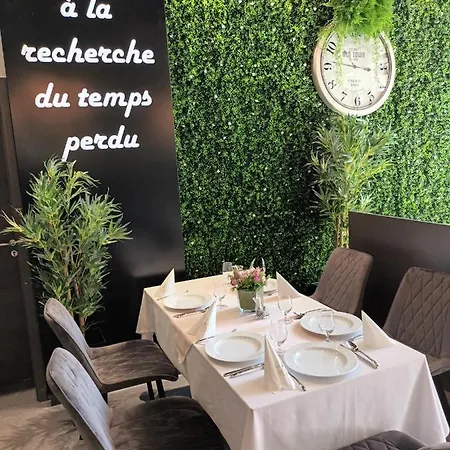 Parizs Garden