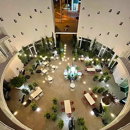Parizs Garden Debrecen