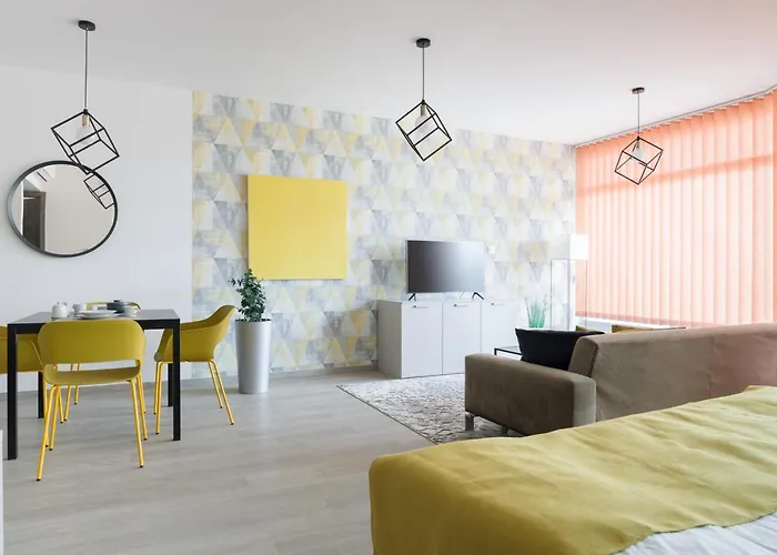 Parizs Garden 호텔 4*