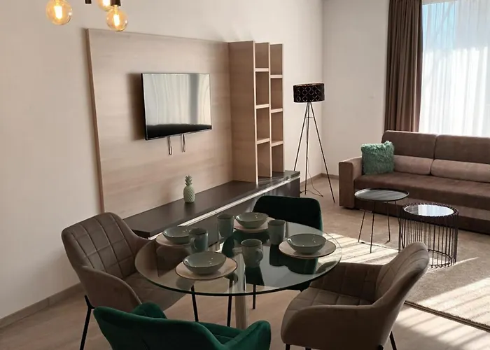 Parizs Garden 데브레첸